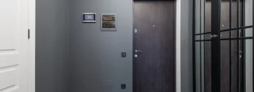 Apertura di un ingresso sul pianerottolo